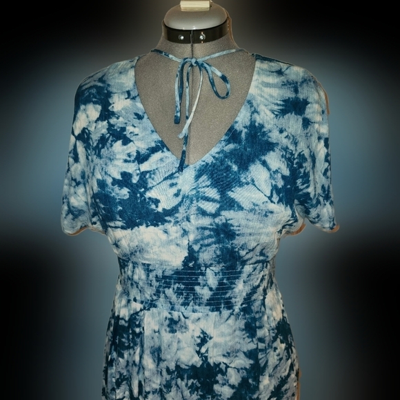 Bebop v- neck tie-dye sundress with short sleeves and smocked waist sz  med - Picture 10 of 17